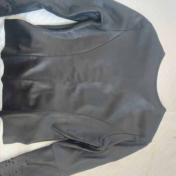 Danier leather two piece skirt suit - Picture 8 of 10